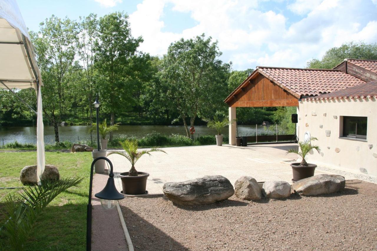 Logis De L'Aubonniere Hotell Chaille-sous-les-Ormeaux Eksteriør bilde